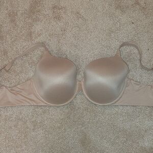 Tan Seamless Underwire Bra with Adjustable Straps
